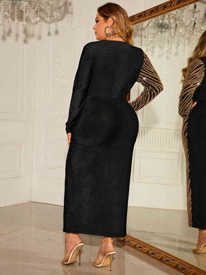 Plus Size Contrast V-Neck Slit Dress (XL-4XL)